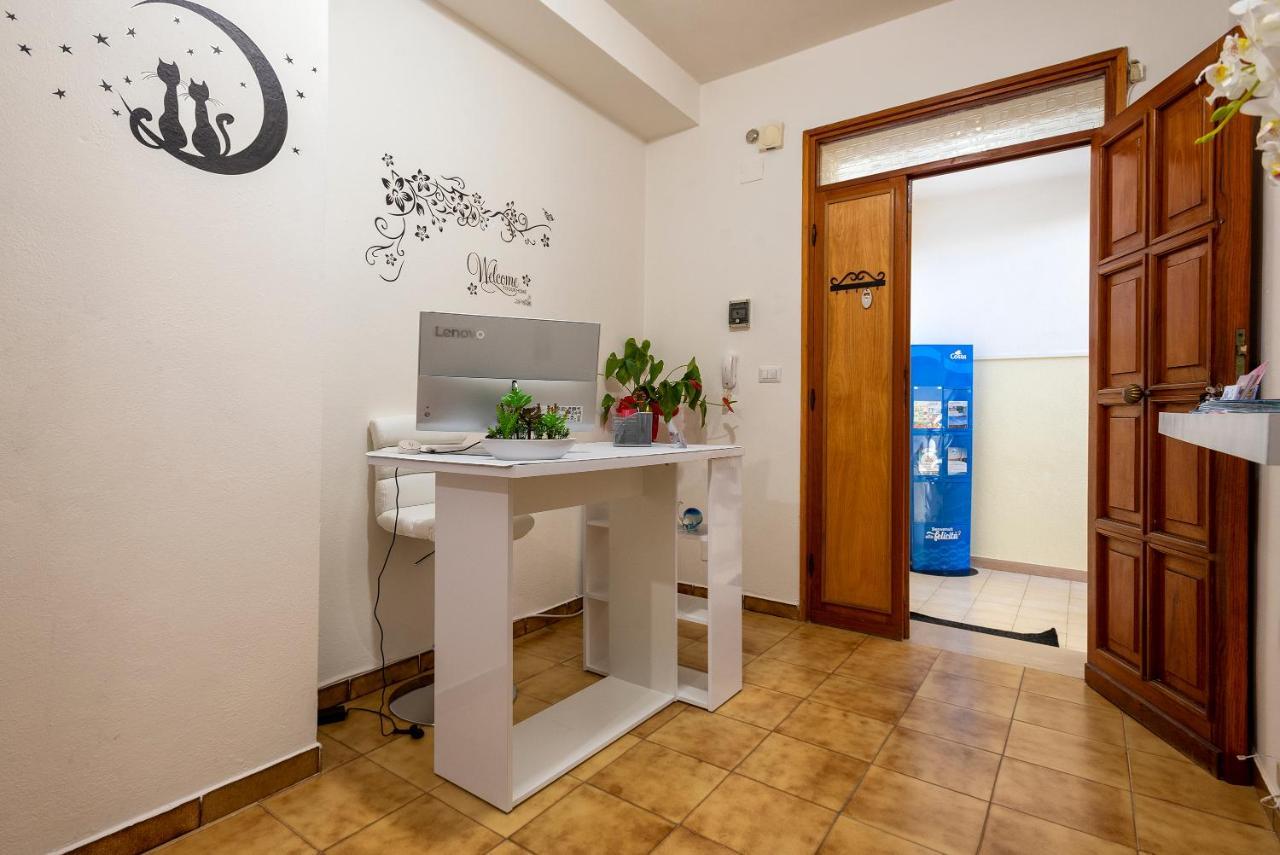 Sardinia Rooms Алгеро Екстериор снимка