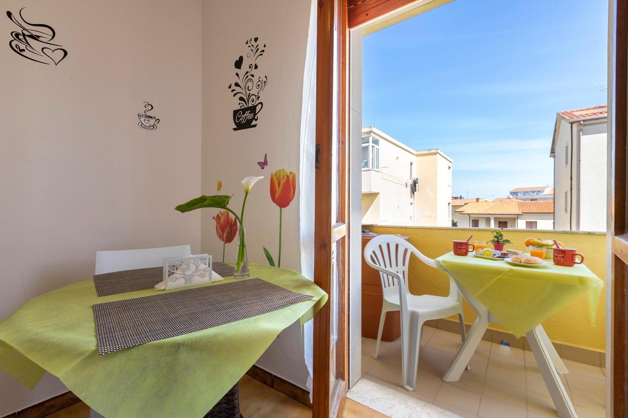 Sardinia Rooms Алгеро Екстериор снимка