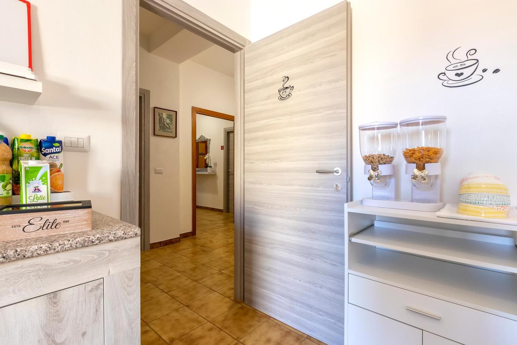 Sardinia Rooms Алгеро Екстериор снимка